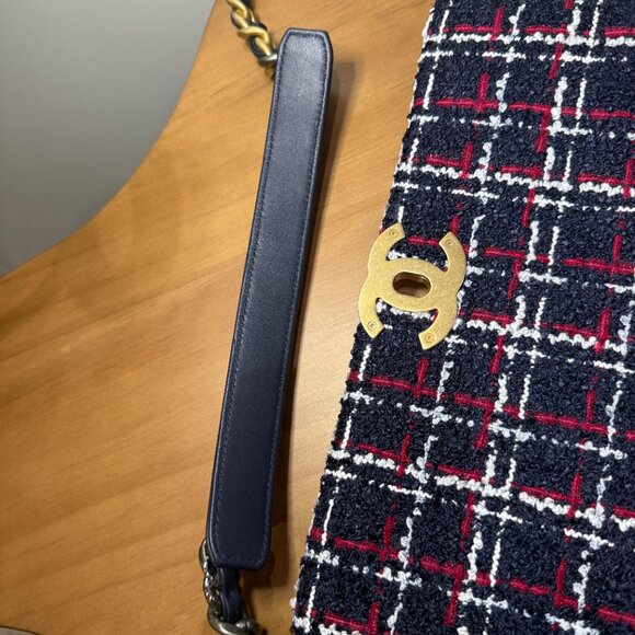 Chanel 19 Large Bag Tweed Navy Red White Multicolor - Picture 15 of 16